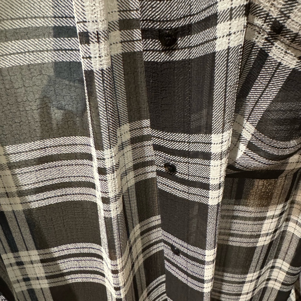 Sheer Guess duster - Picture 5 of 5